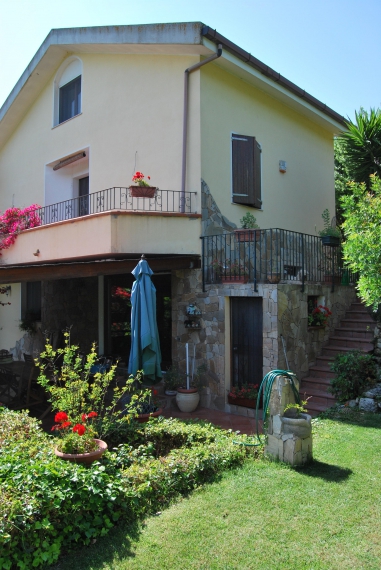 Foto 4 Casa indipendente in Vendita in Strada Vicinale Monti Bianchinu,4 - Sassari (SS)