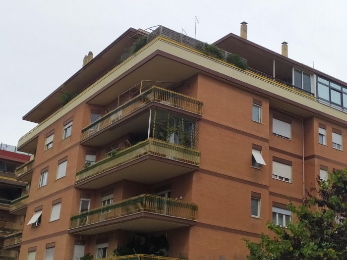 Foto Appartamento in Vendita in Via Plinio (Vendo Appartamento Da Privato) - Pomezia (RM)