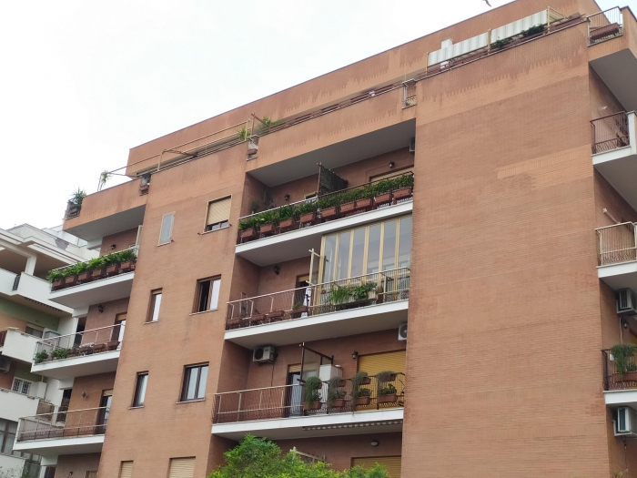 Foto Appartamento in Vendita in Via Giuseppe Mazzini - Pomezia (RM)