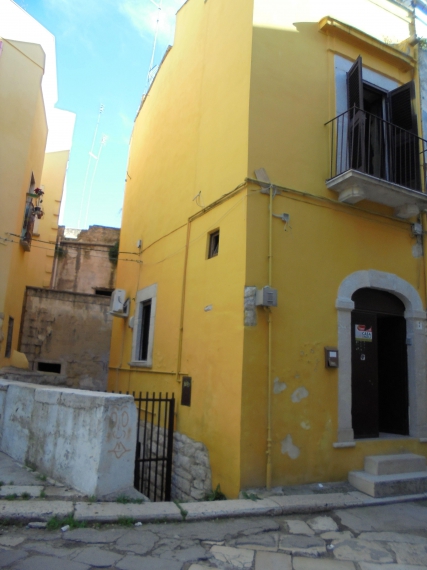 Casa indipendente in Vendita in Via Calderisi ,7 - Andria ...