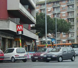 Foto principale Negozio in Affitto in Largo Colli Albani 36 - Roma (RM)