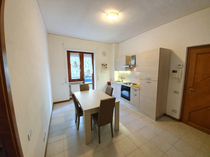 Foto 2 Appartamento in Vendita in Via Genova  - Viterbo (VT)