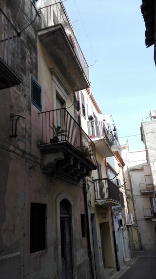 Foto Casa indipendente in Vendita in VIA GIAN BATTISTA ODIERNA N. 300-300A - Ragusa (RG)