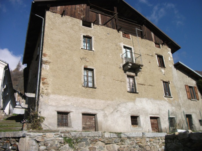 Foto Casa indipendente in Vendita in Via Lecanù 1/a - Temù (BS)