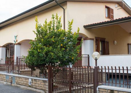 Foto principale Villa in Vendita in Via Sambuci (Appartamento Da Privato) - Guidonia Montecelio (RM)
