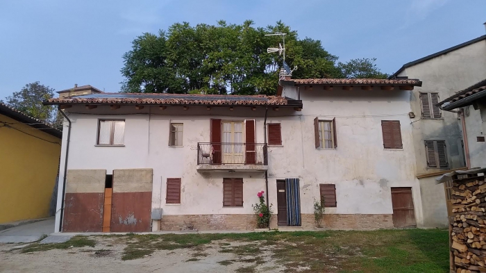 Foto Casa indipendente in Vendita in Via Sarasino, 6 Frazione Olmo - Castagnole delle Lanze (AT)