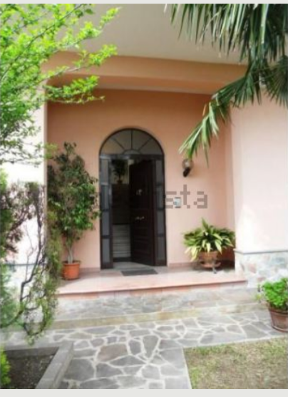 Foto Appartamento in Vendita in Via Aurelio Cassiodoro N. 7 - Lamezia Terme (CZ)