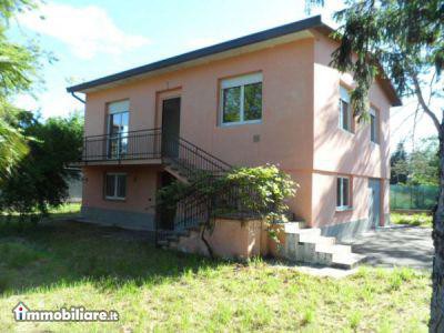 Foto 3 Villa in Vendita in Via Lago 31 - Brebbia (VA)