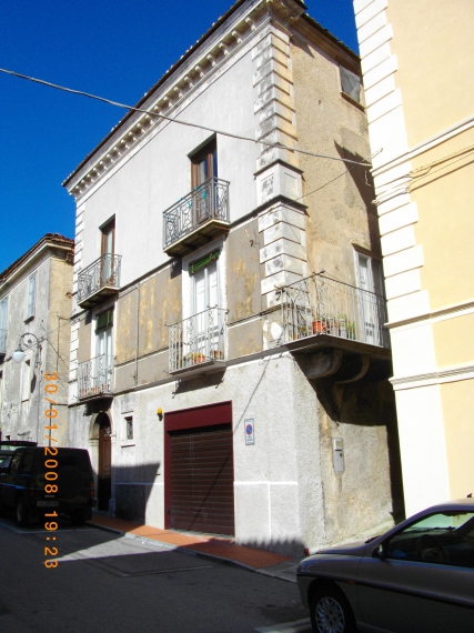 Foto 3 Appartamento in Vendita in V. Mazzini 23 - Moliterno (PZ)