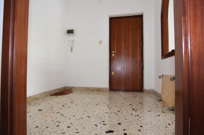 Foto Appartamento in Vendita in Via Raffaello - Palermo (PA)