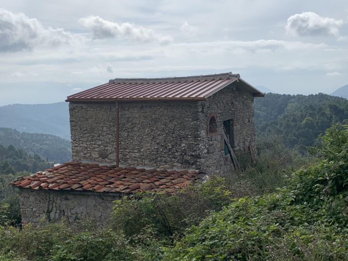 Foto 2 Casa indipendente in Vendita in Via Seimiglia, Fibbiano Montanino - Camaiore (LU)