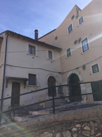 Foto Appartamento in Vendita in Via Morrone 7 - Ovindoli (AQ)