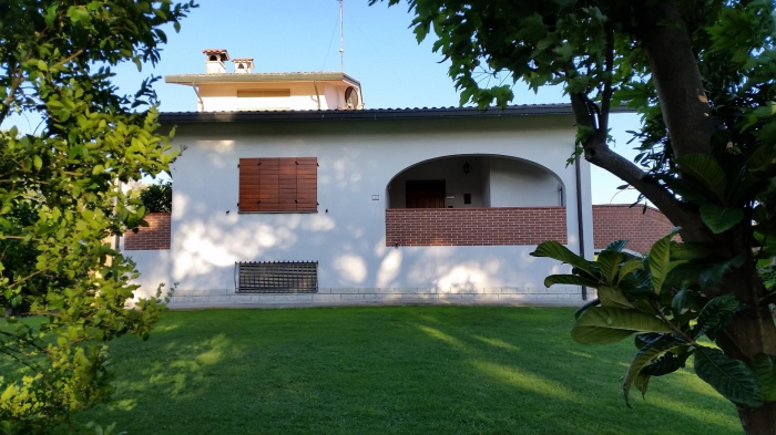Foto 2 Villa in Vendita in Via Xxv Aprile 26/B - Bagnacavallo (RA)