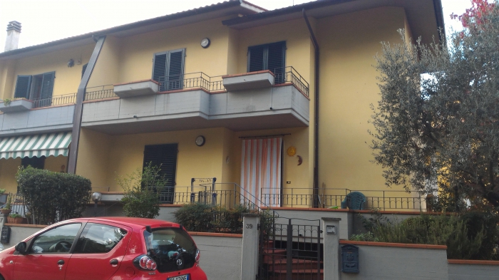 Foto Villa in Vendita in VIA GRAMIGNETO - Serravalle Pistoiese (PT)