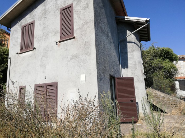 Foto Casa indipendente in Vendita in Via Rialto Località Grotte Santo Stefano - Viterbo (VT)