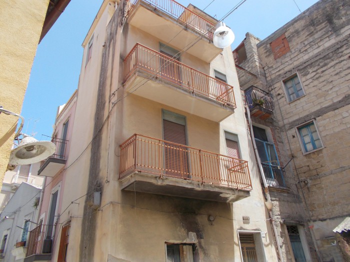 Foto principale Casa indipendente in Vendita in Via Silvio Pellico - Lentini (SR)