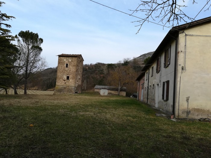 Foto Casa indipendente in Vendita in Via Lama, 2 - Casola Valsenio (RA)