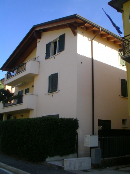 Foto Appartamento in Vendita in Via Benaco 10 - Peschiera del Garda (VR)